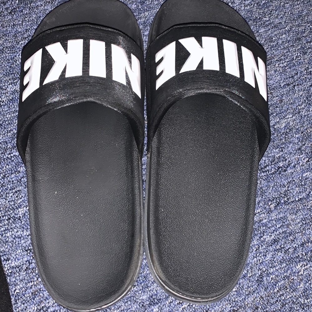 Nike slides